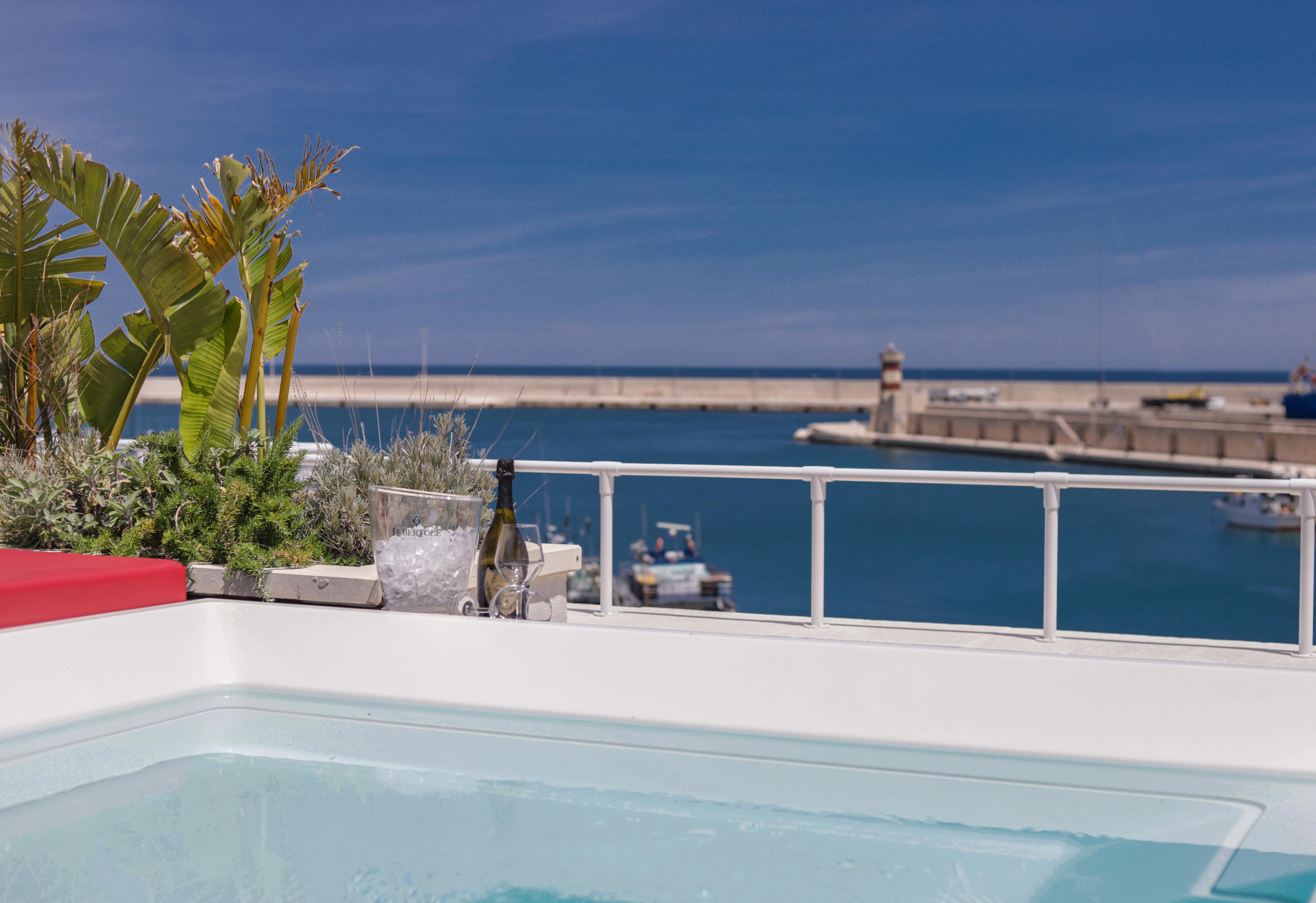Al Console Luxury Suite Monopoli Buitenkant foto